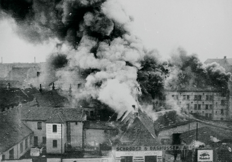 Fil:Schrøder & Rasmussens Autoreparations- og Vulkaniseringsanstalt Aarhus efter sabotagen den 6. oktober 1944.jpg